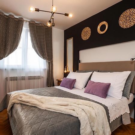 Deluxe Apartment Roma Imotski Esterno foto