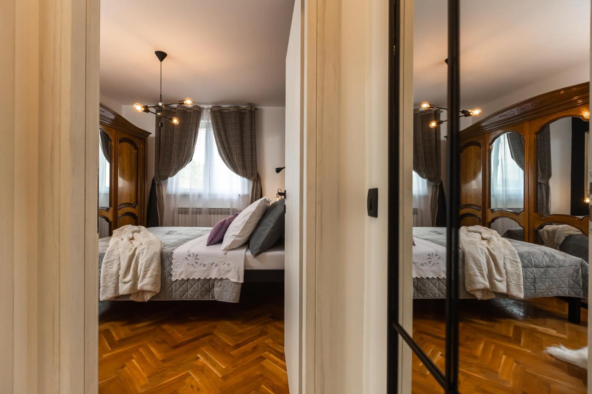 Deluxe Apartment Roma Imotski Esterno foto